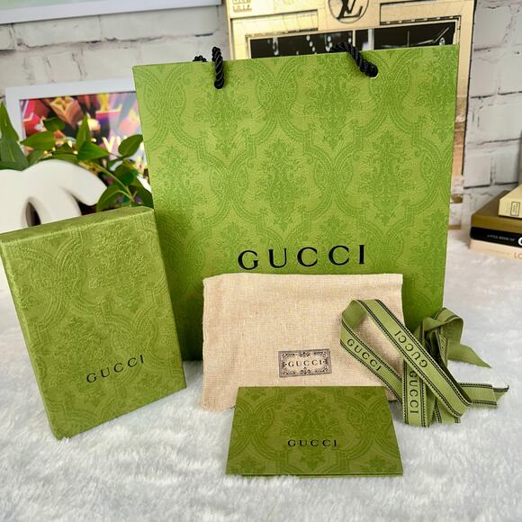 Gucci Gift Box, Dust Bag and Shopping Bag Set - Picture 2 of 9